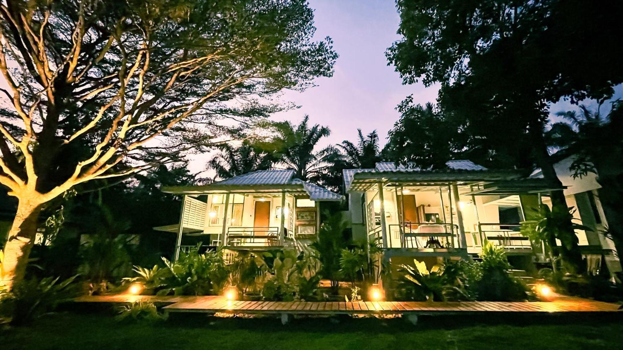 Rimsira Villa Chumphon Exterior photo